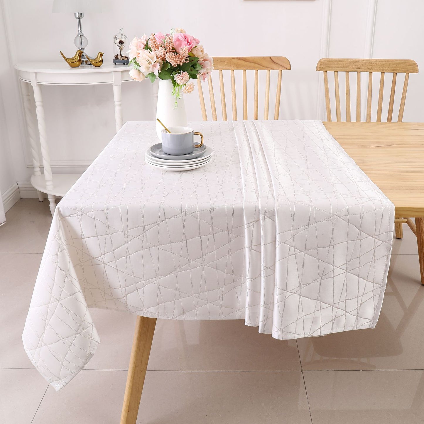 White/Gold Rays Jacquard Tablecloth #1334